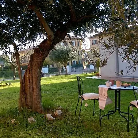 Piccolo Borgo Nocleg ze śniadaniem Montemarciano
